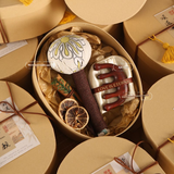  Hộp Quà Lược Gỗ Đàn Hương, Búa Ngải Cứu, Mặt Nạ Ngủ 