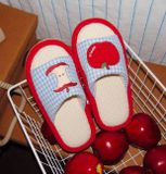  Dép Đi Trong Nhà Quả Táo 