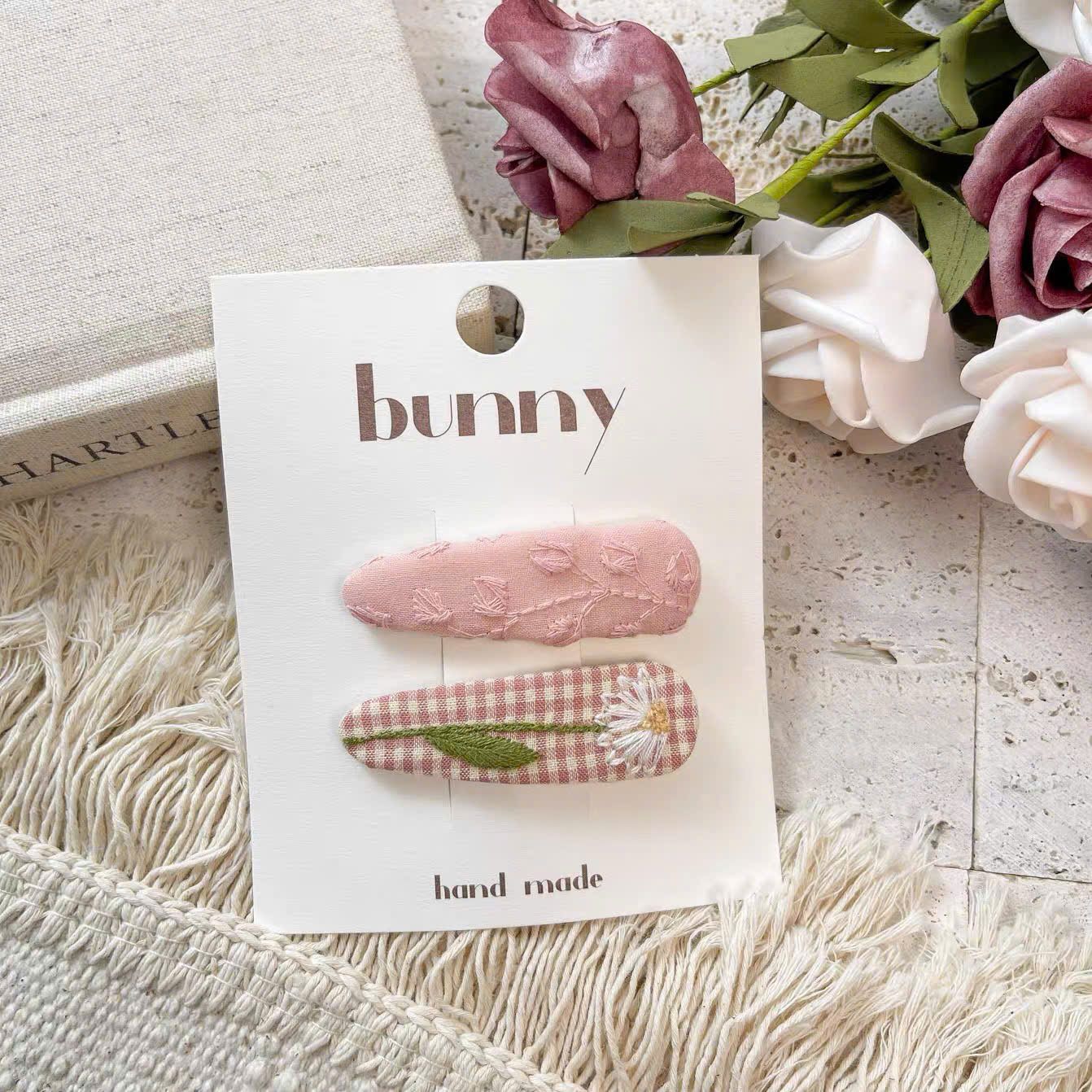  Set Kẹp Tóc Vải Thêu Hoa - Tam Giác 