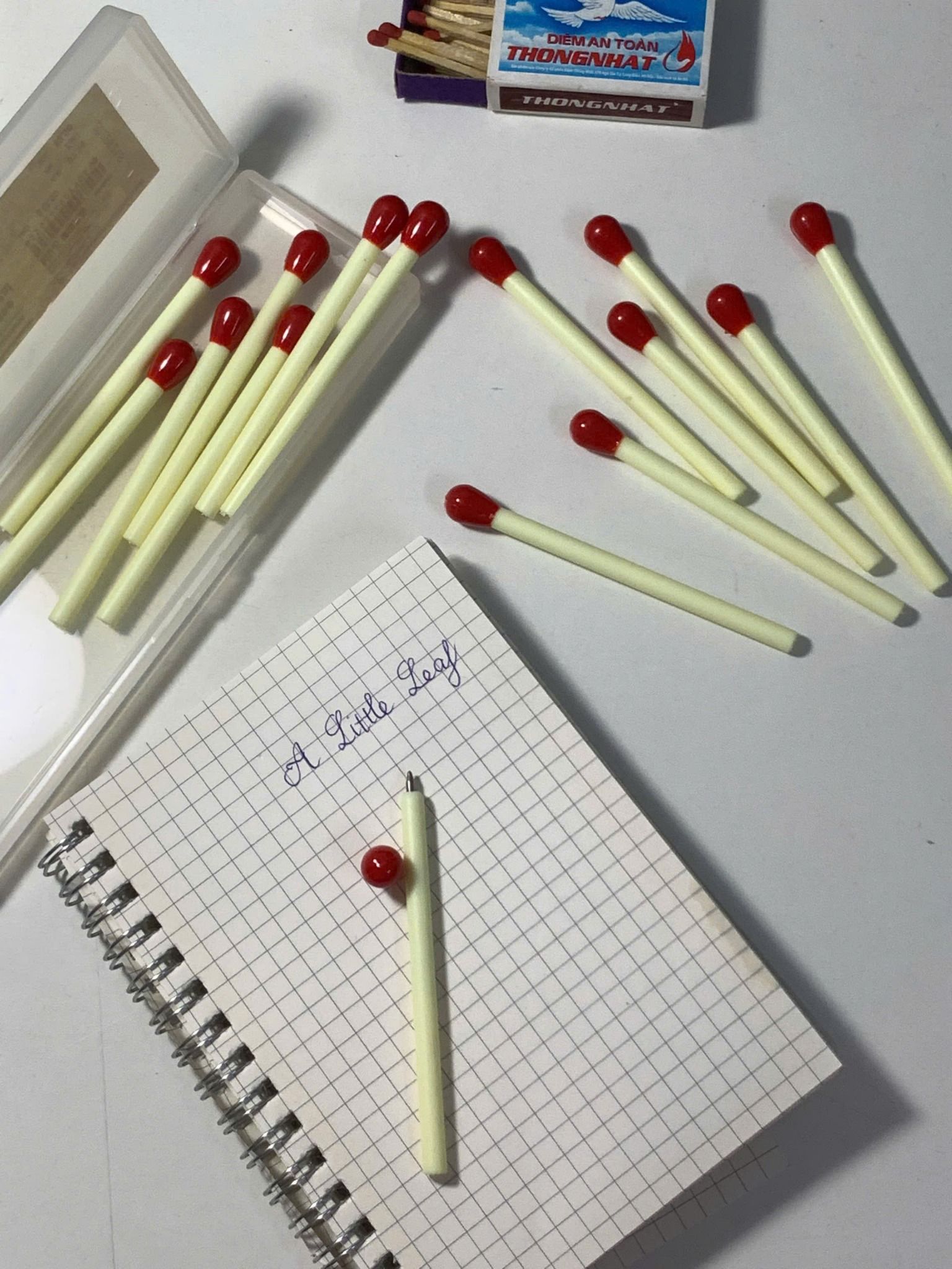  Bút Bi Que Diêm 