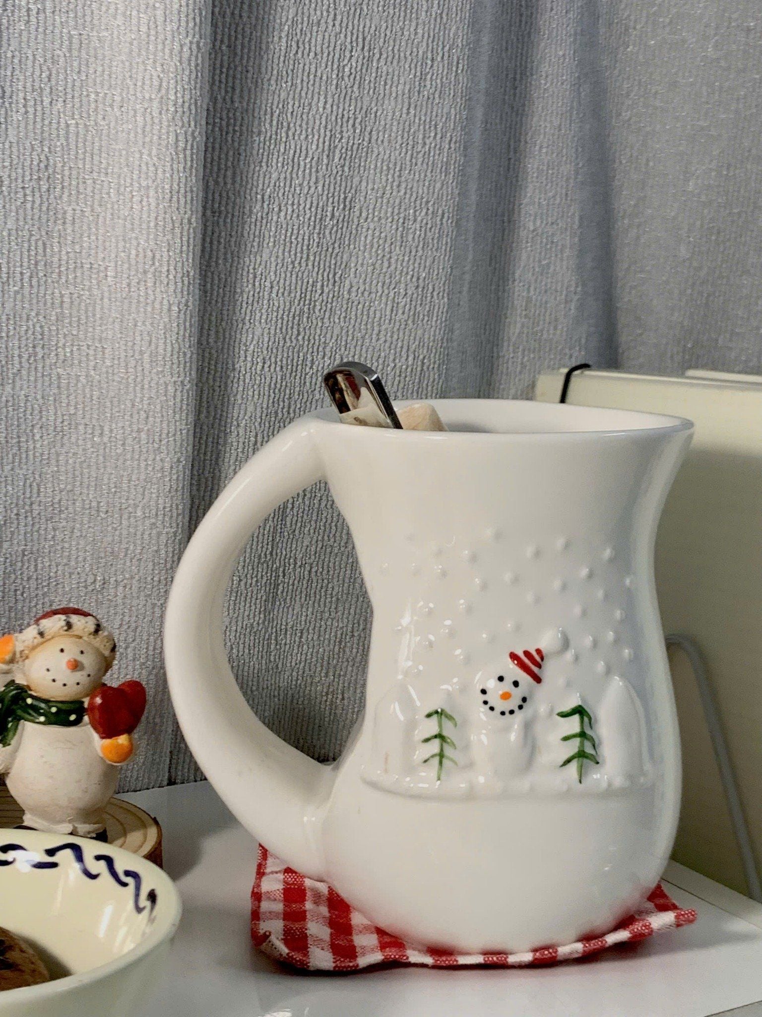  Cốc Gốm Trắng Bụng Bự - Người Tuyết, Cây Thông 