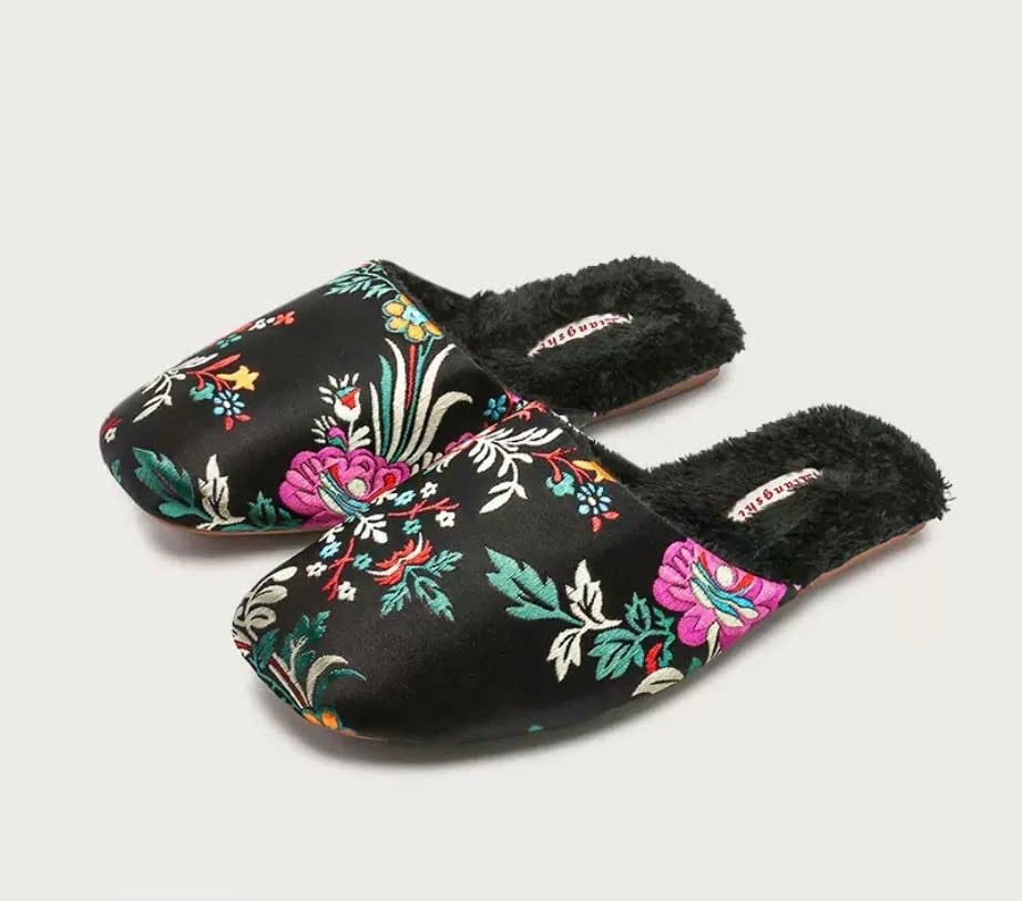  Dép Lụa Gấm Thêu Cozy 