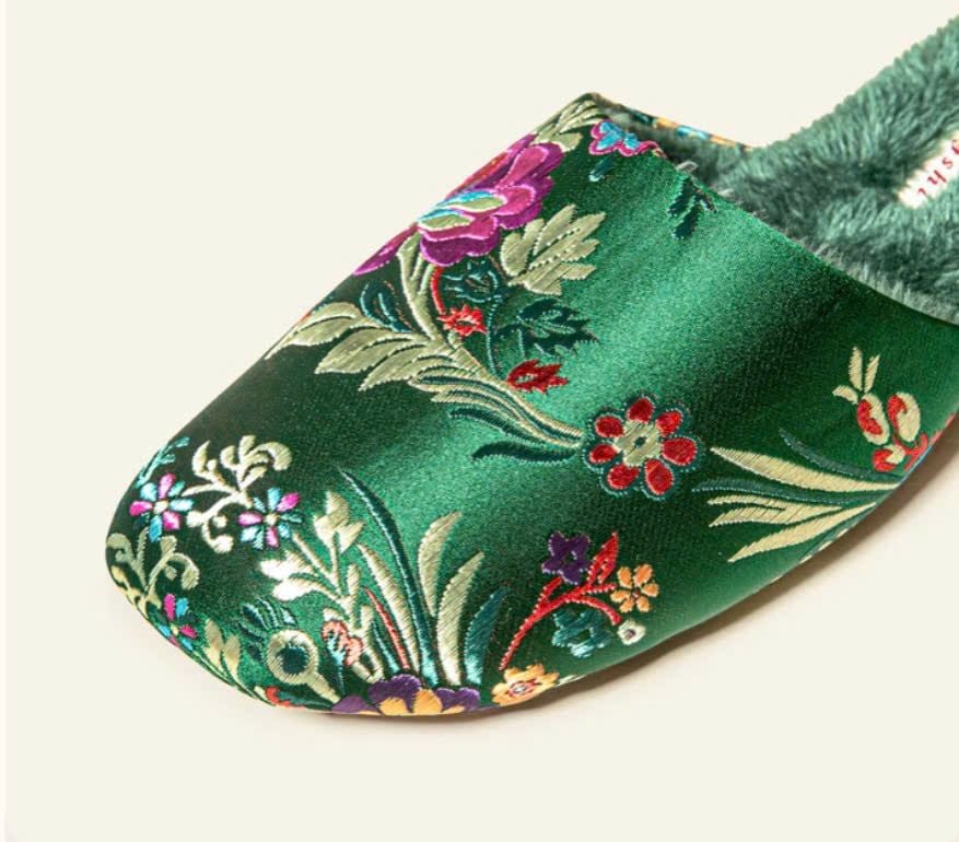  Dép Lụa Gấm Thêu Cozy 