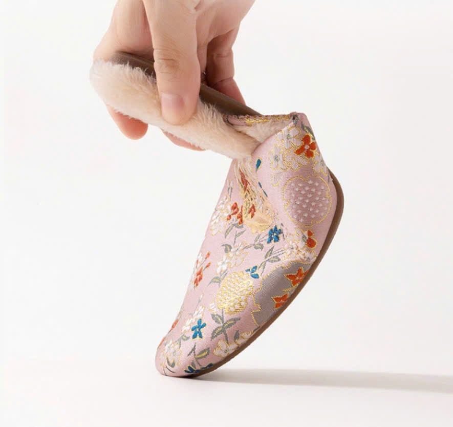  Dép Gấm Thêu Mây Hoa 