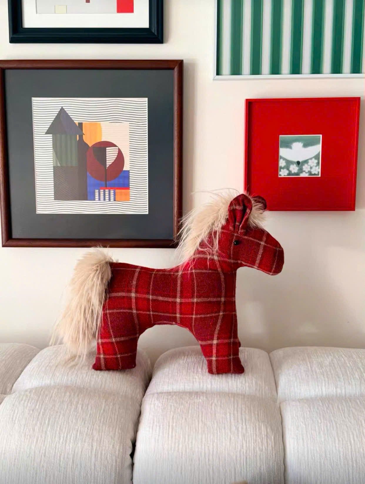  (Order) Ngựa Nhỏ Hồng Phúc 