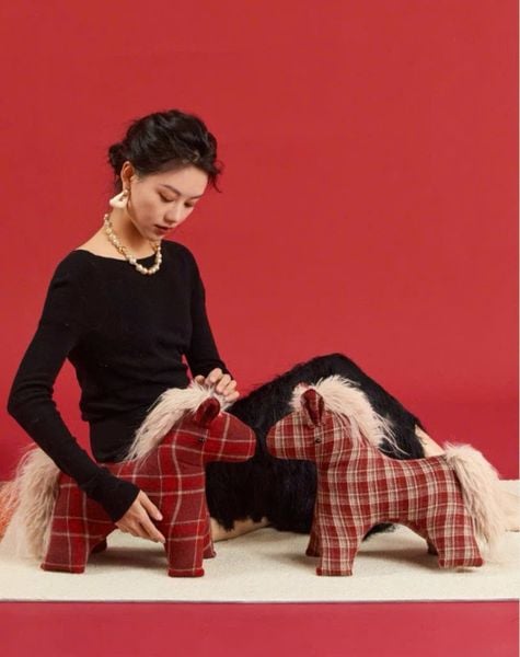  (Order) Ngựa Nhỏ Hồng Phúc 