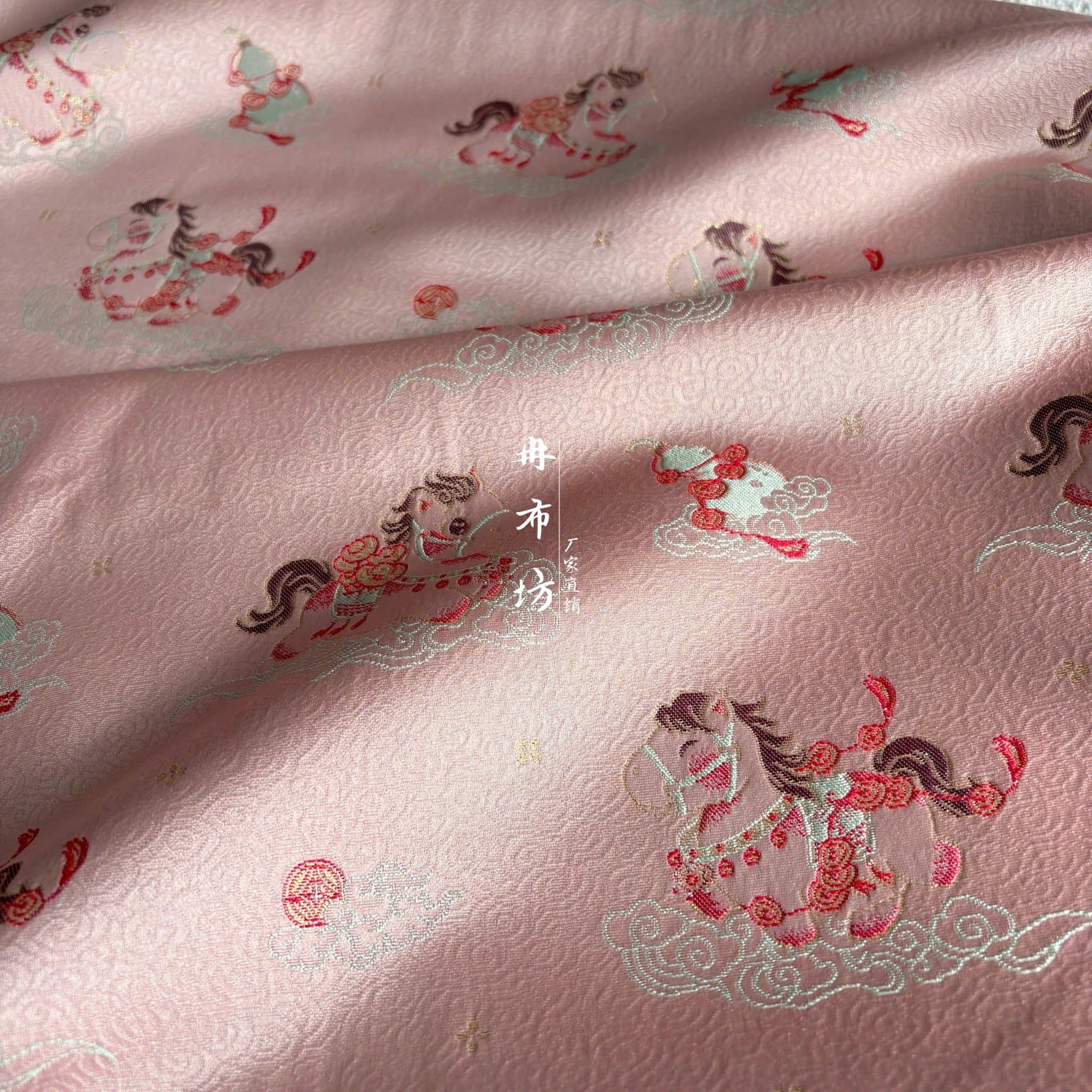  Vải Gấm Thiên Mã Cát Tường 