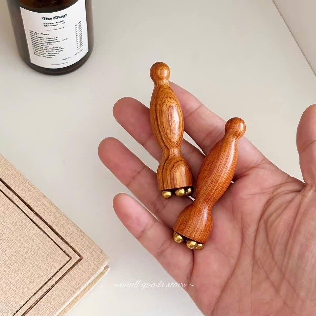  Thanh Massage Mắt Gỗ Hồng Mộc 