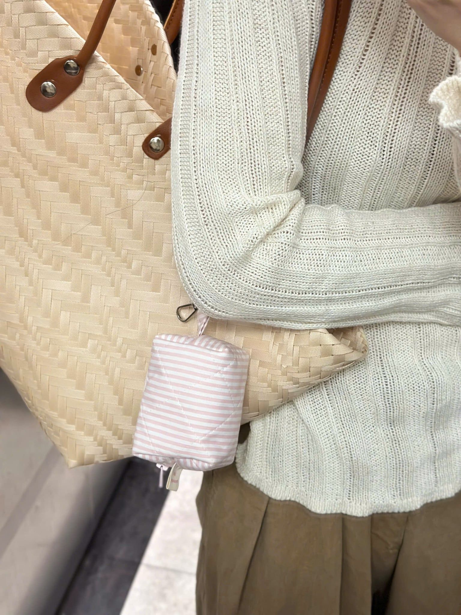  Pouch Makeup, Túi Móc Khoá Đựng Mỹ Phẩm 