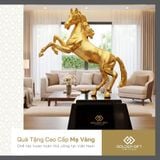 Tượng Ngựa Vàng Chiến Thắng