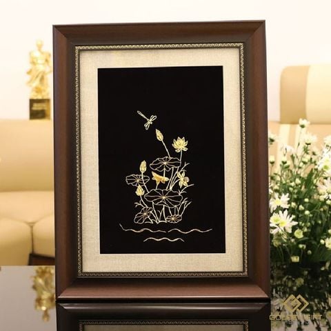Tranh Hoa Sen Tết Sợi Bạc 35x45cm (Dáng Đứng)