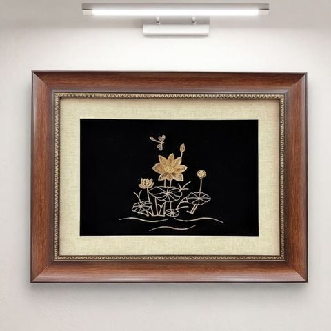 Tranh Hoa Sen bằng sợi bạc - Size 45x35cm (Dáng Ngang)