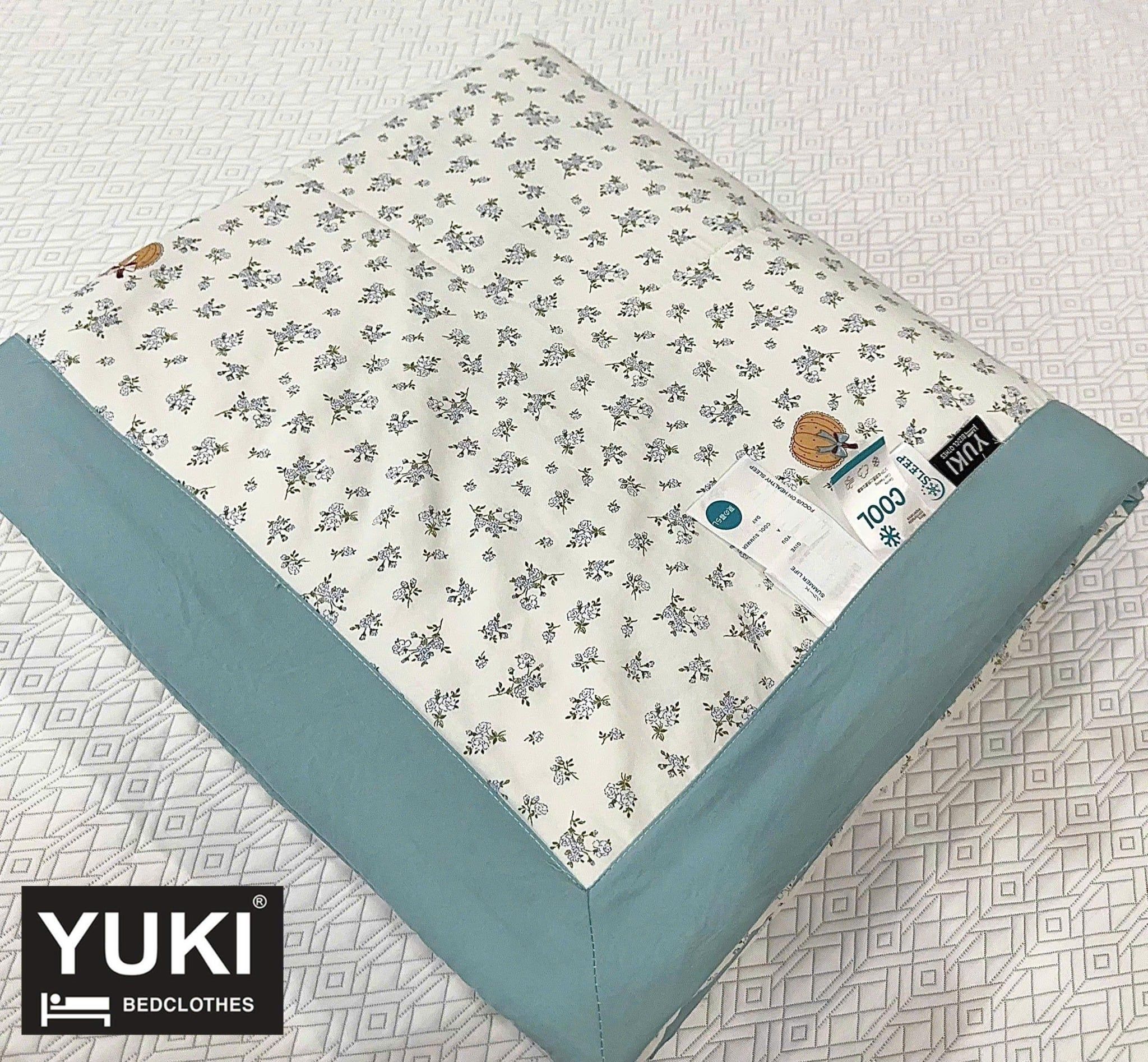 Chăn Hè Tencel YUKI 200x230cm – Mềm mát từ thiên nhiên, nâng niu giấc ggủ mỗi đêm
