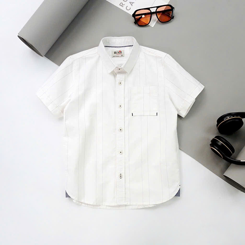Áo sơ mi bé trai ngắn tay túi vuông