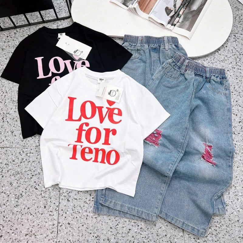 ​​​​​​​Bộ jean dài bé gái Love