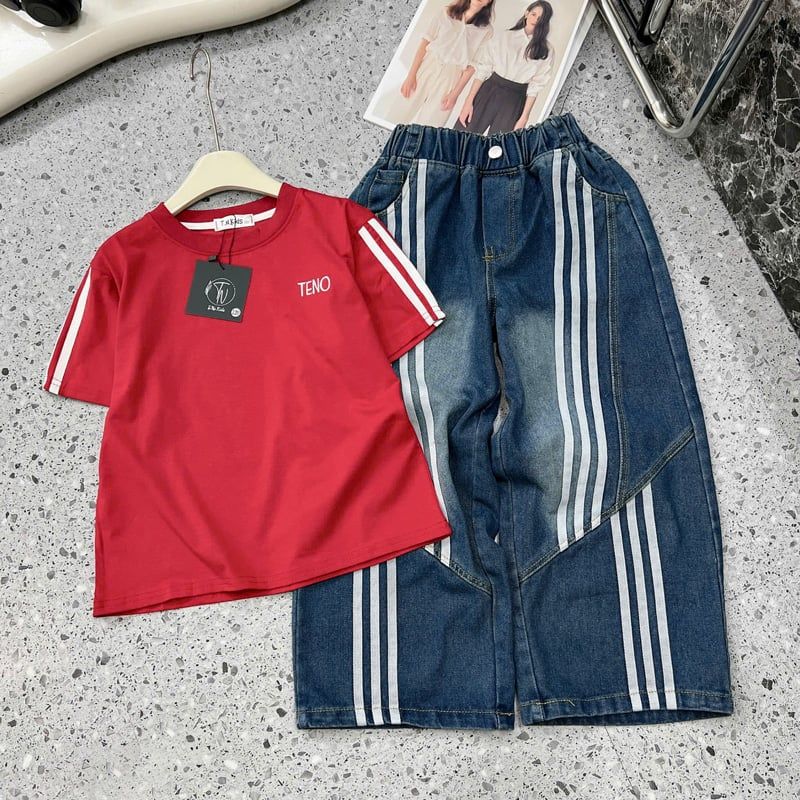 Bộ jean dài bé gái phối sọc