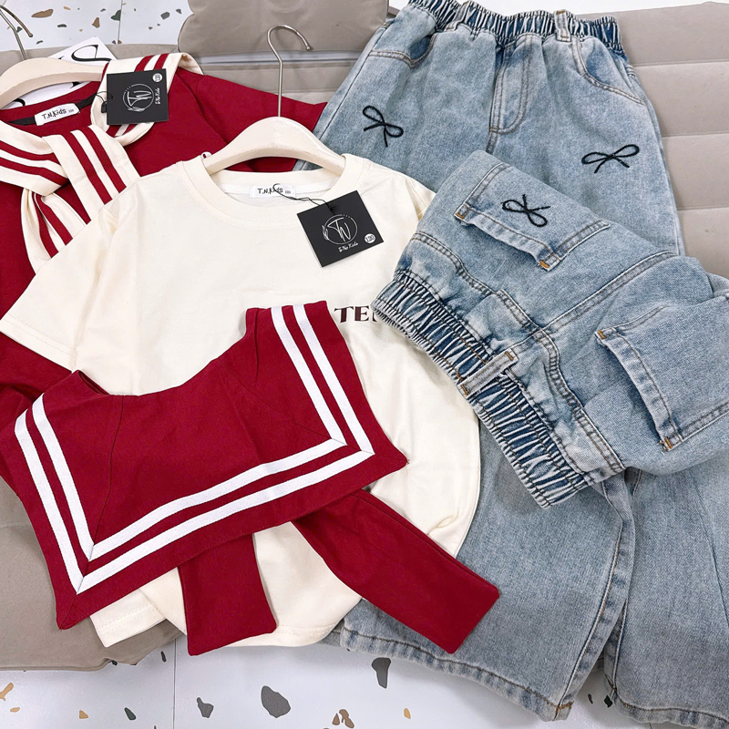 Bộ jean dài bé gái teno thủy thủ