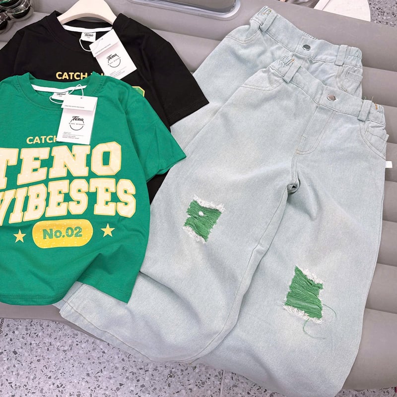 Bộ jean dài bé gái Vibes