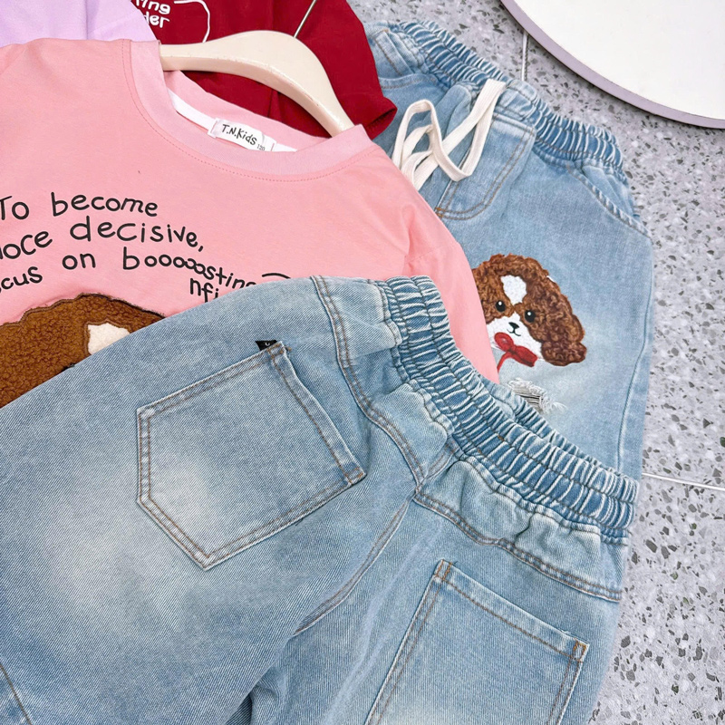 Bộ jean ngố bé gái chó xù