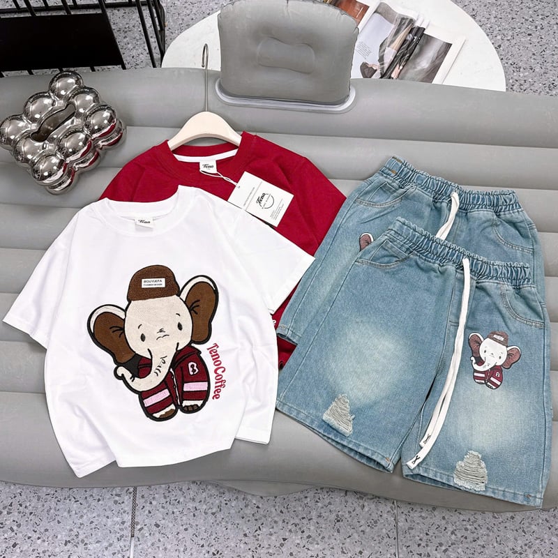 Bộ jean ngố bé gái thêu voi