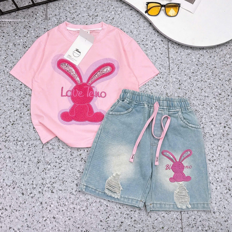 Bộ jean ngố bé gái thỏ kim cương