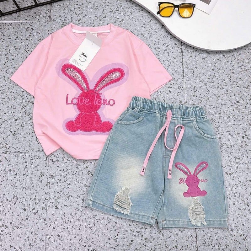 Bộ jean ngố bé gái thỏ kim cương