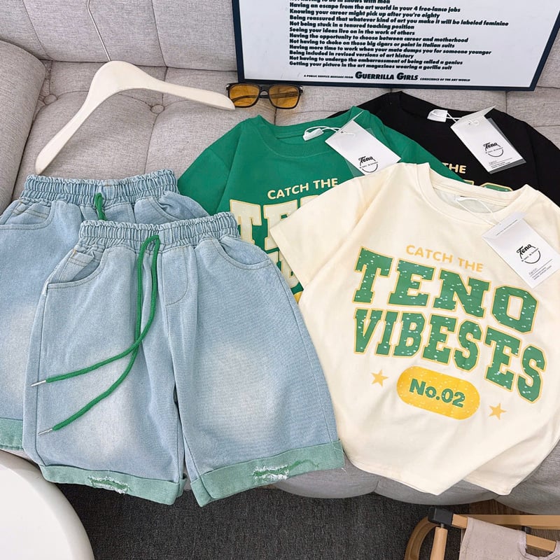 Bộ jean ngố bé gái Vibes