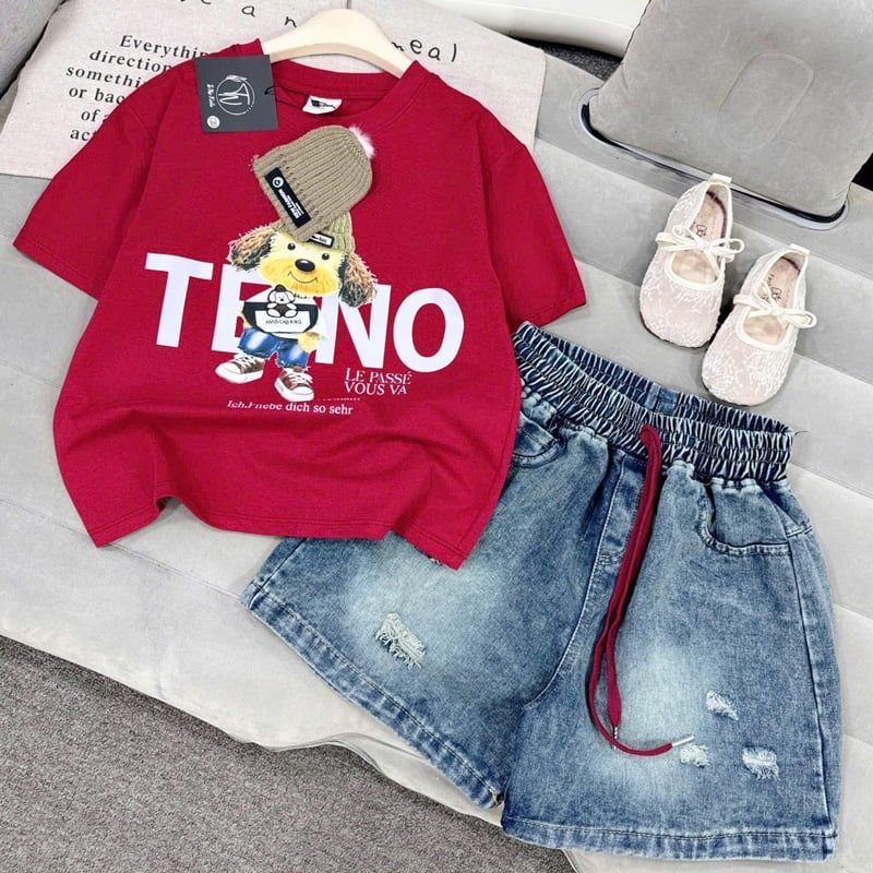 Bộ short jean bé gái hình chó pháp