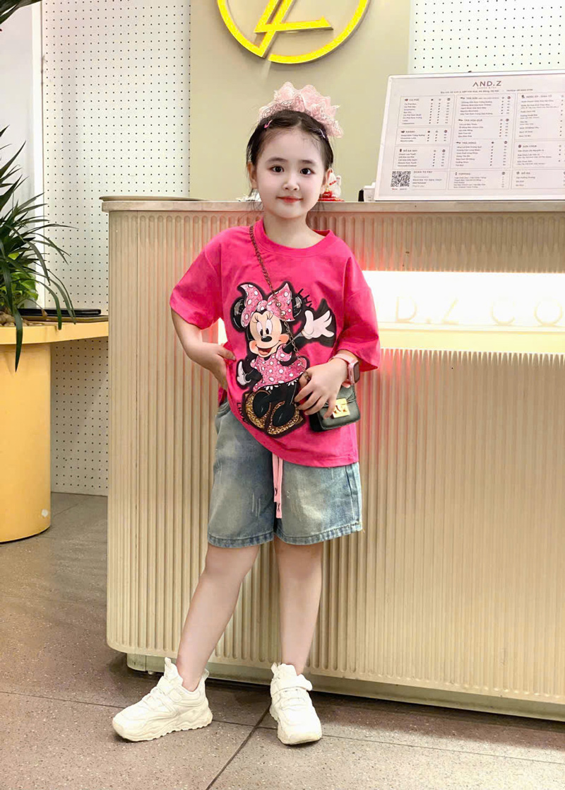Bộ short jean bé gái Mickey nơ bi