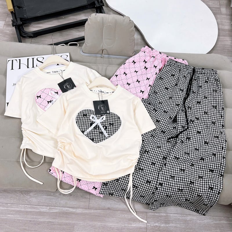 Bộ thun bé gái dài dây rút trái tim