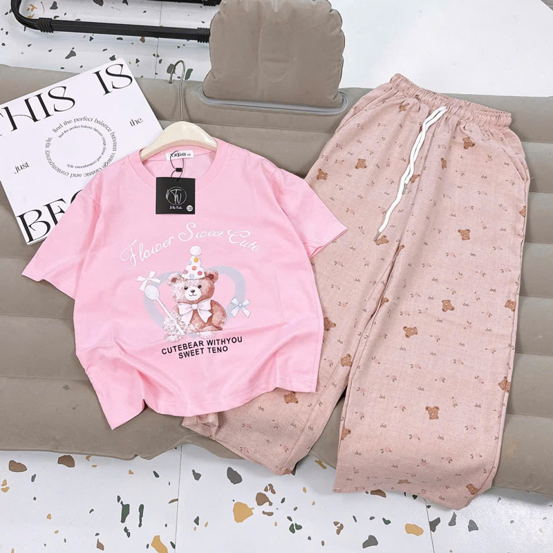 Bộ thun dài bé gái sọc gấu cute