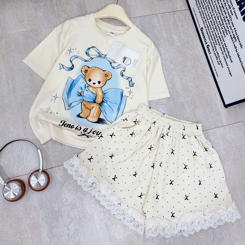 Bộ thun bé gái gấu phối ren