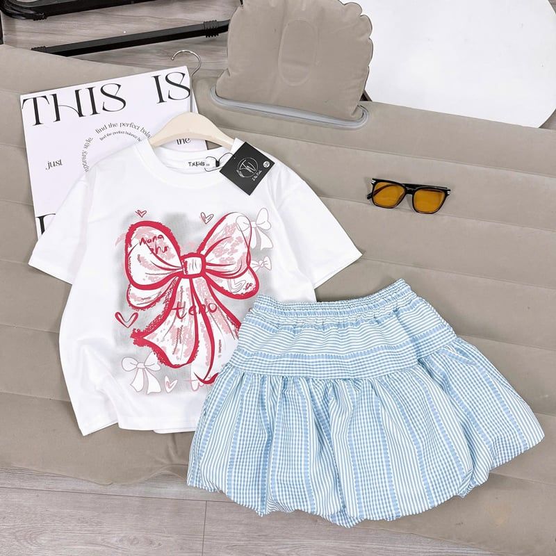 Bộ váy bé gái bí hình nơ