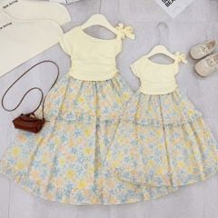 Bộ váy bé gái hoa lệch vai