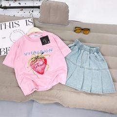 Bộ váy jean bé gái trái dâu