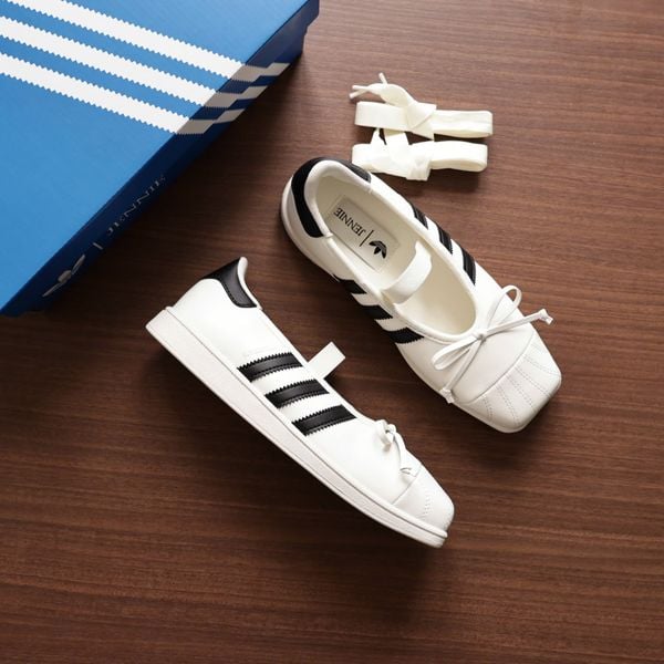  GIÀY ORIGINALS NỮ ADIDAS BALLET BY JENNIE SUPERSTAR SQ - LB3786 