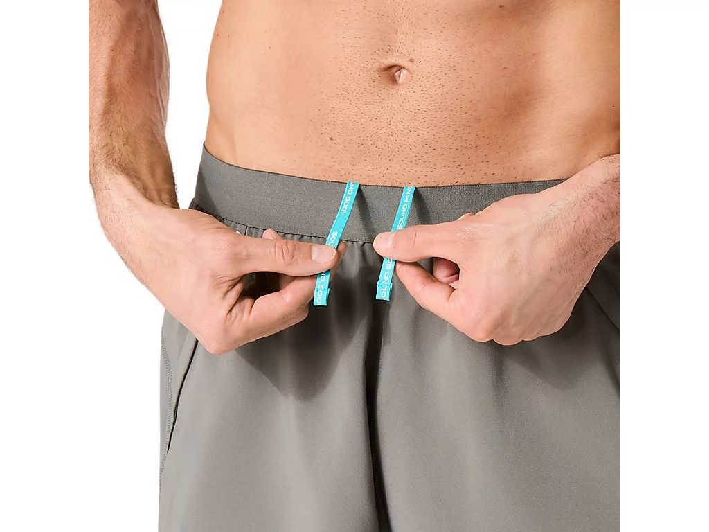  Quần short chun Nam Asics  2011D247.021 