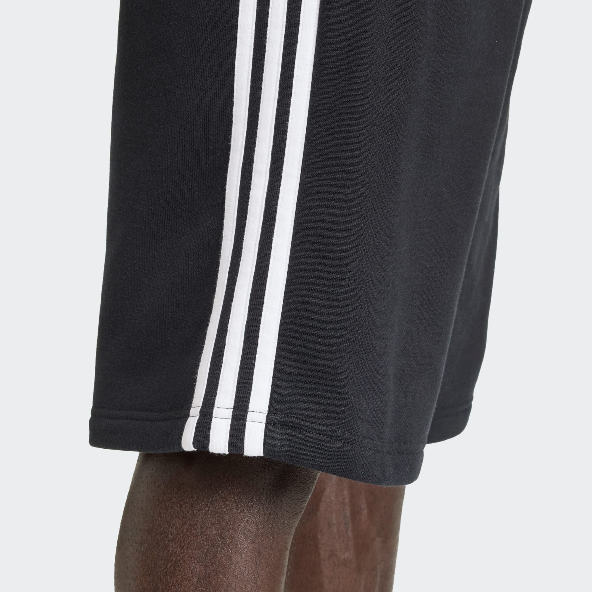  Quần short Nam Adidas 3 Sọc - KE3566 