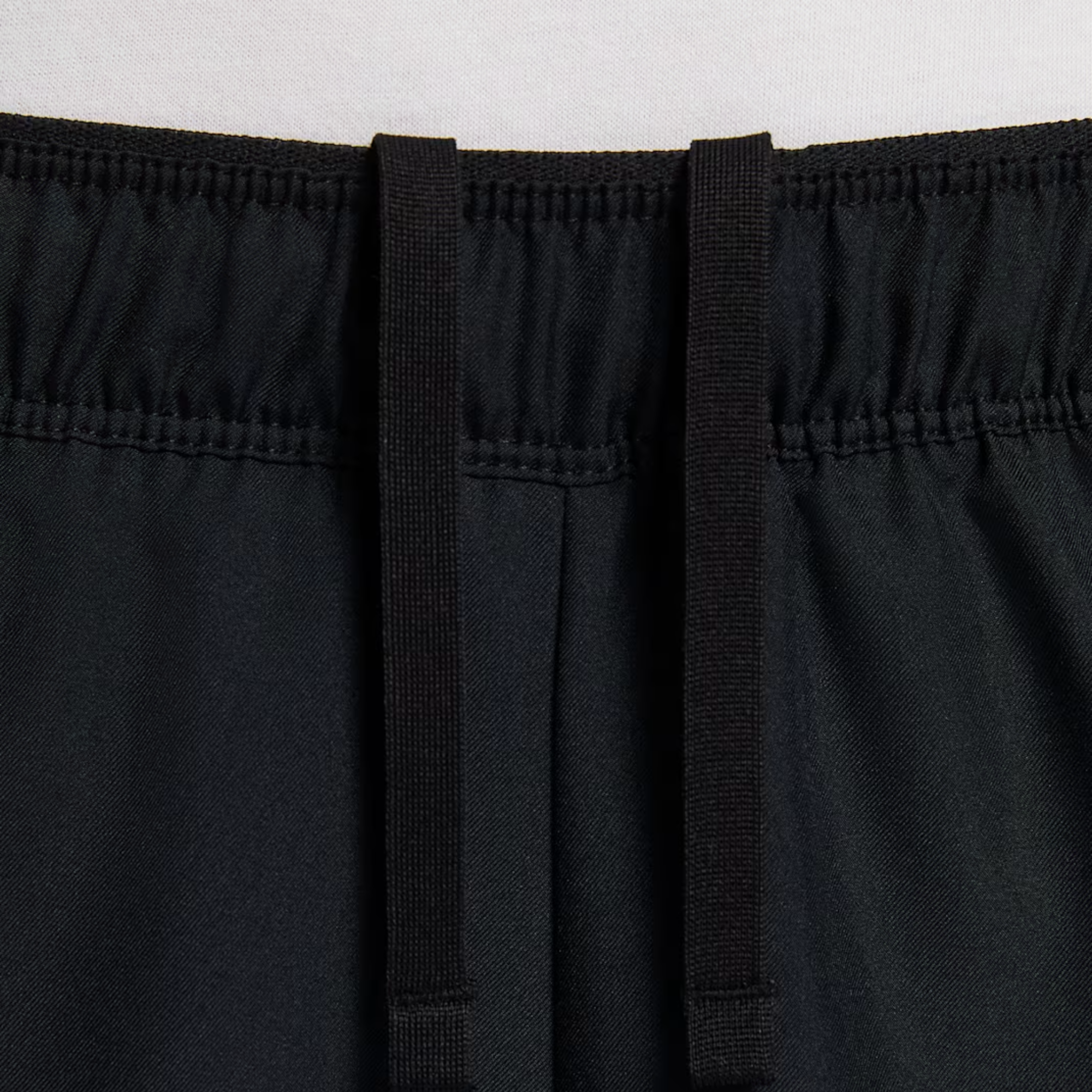  Quần short Nam NikeCourt Victory FD5381-010 