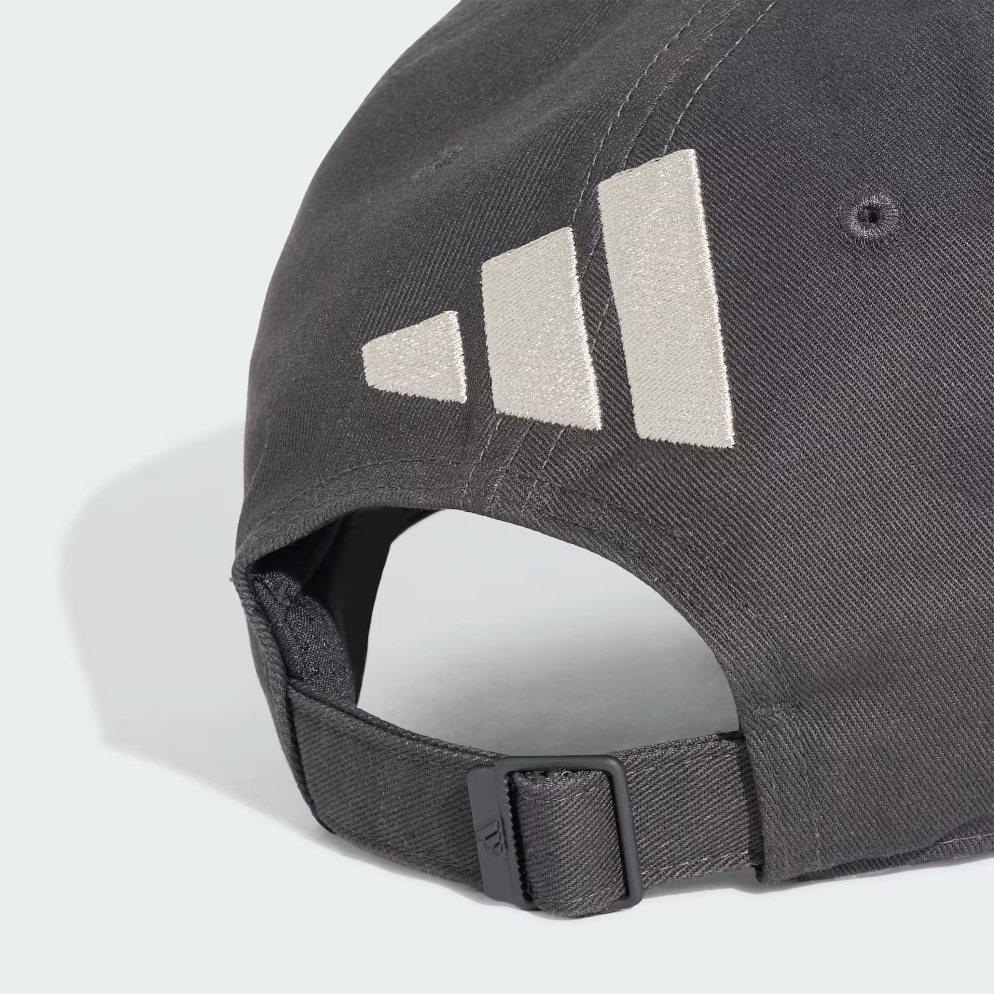  MŨ  ADIDAS 3 GẠCH AUDI REVOLUT F1 TEAM DNA - KF3280 
