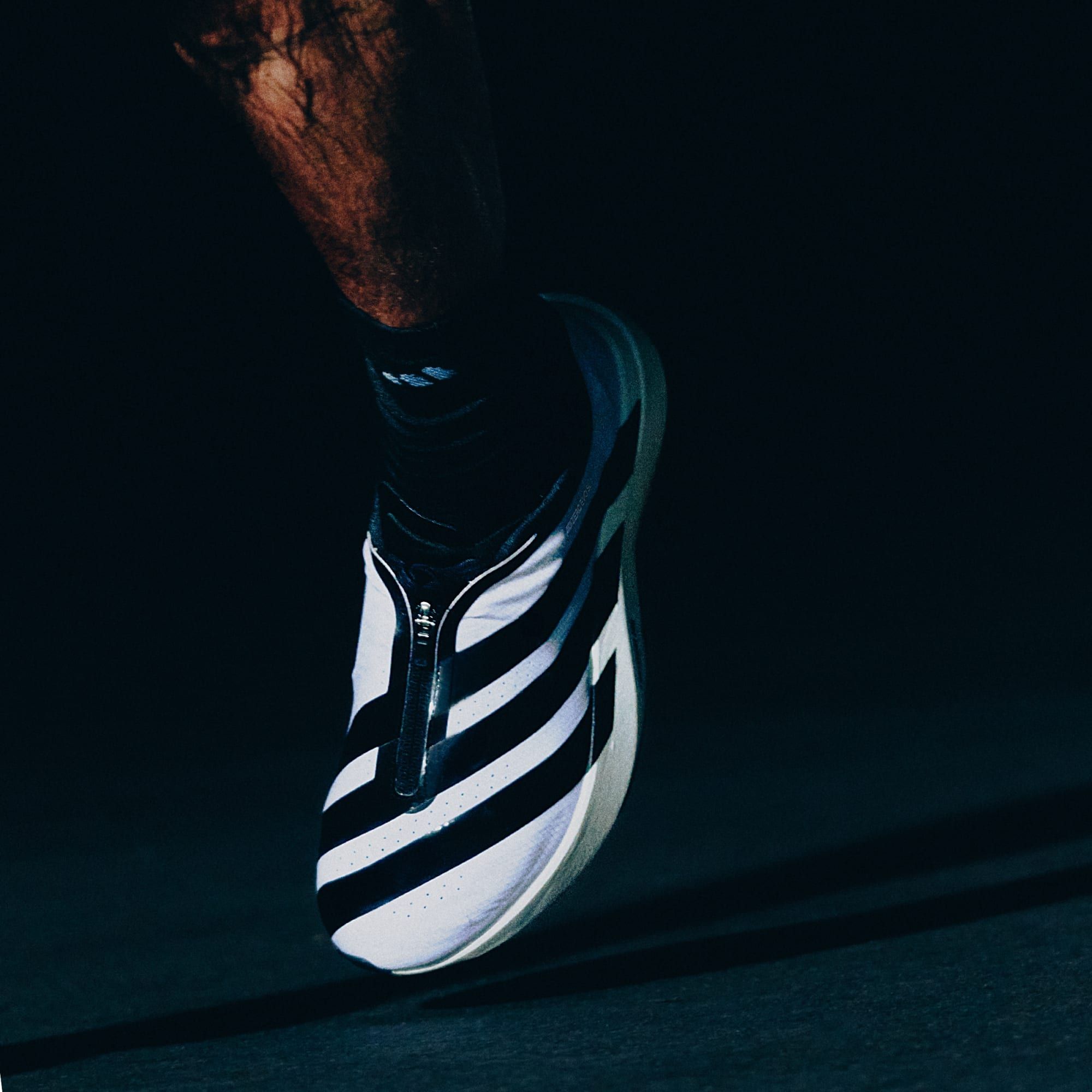  GIÀY CHẠY BỘ NAM ADIDAS ADIZERO EVO SL ZIP-U - KH9623 