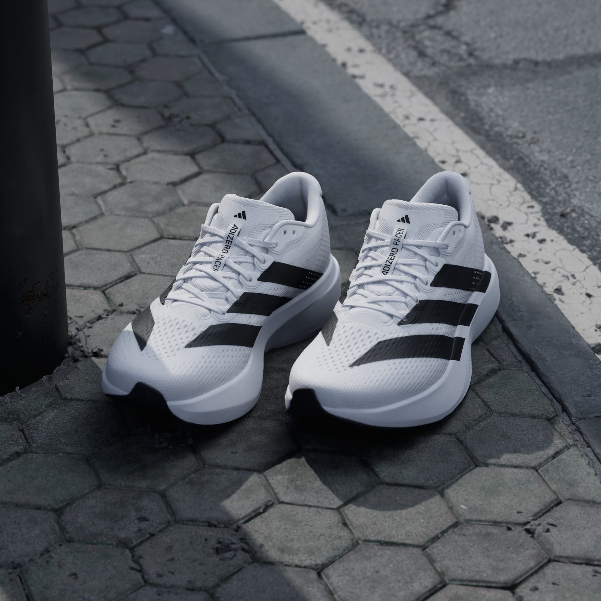  GIÀY CHẠY BỘ NAM ADIDAS ADIZERO PACER M - KZ6846 