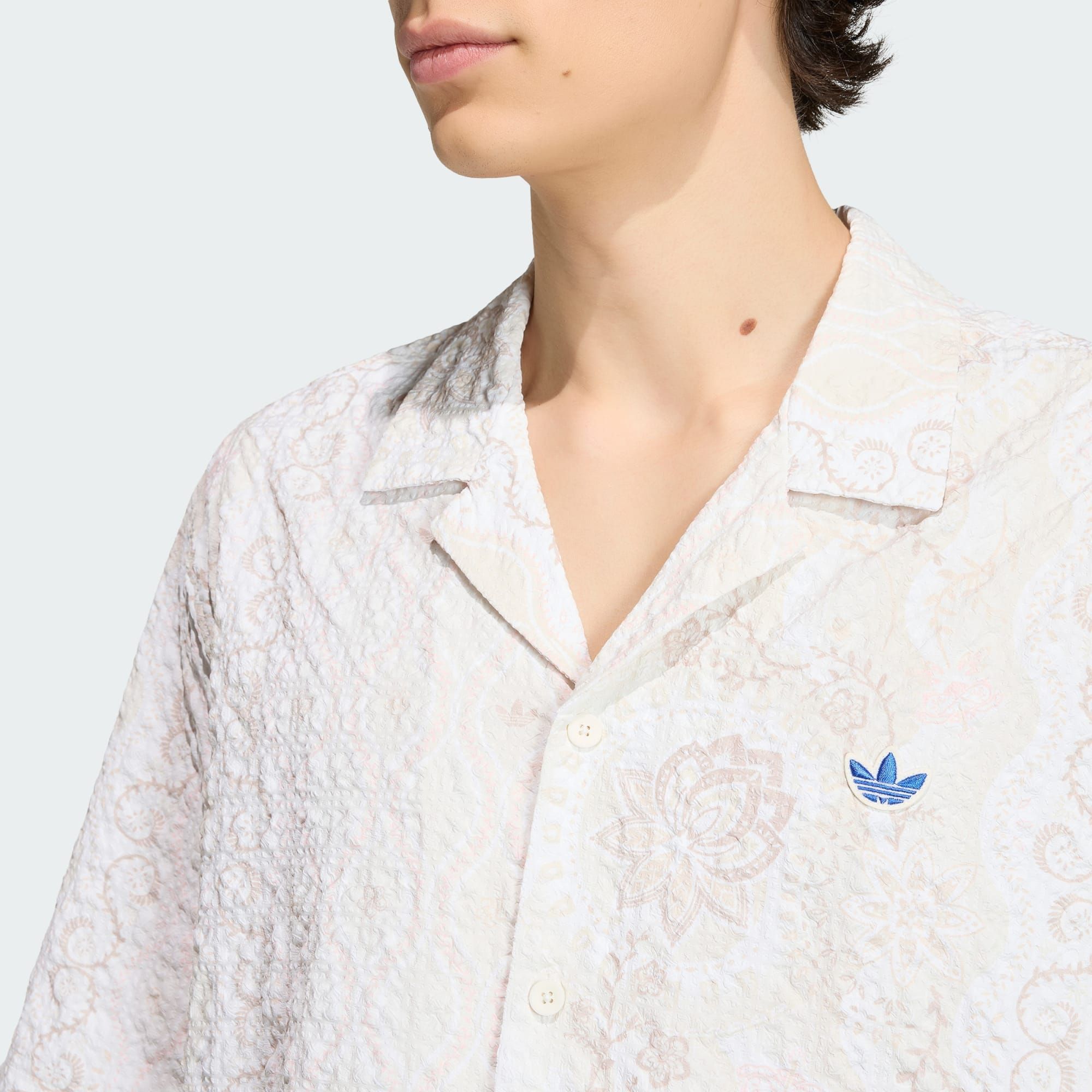  ÁO SƠ MI NAM ADIDAS RESORT VẢI SỌC NHĂN IN HOẠ TIẾT 