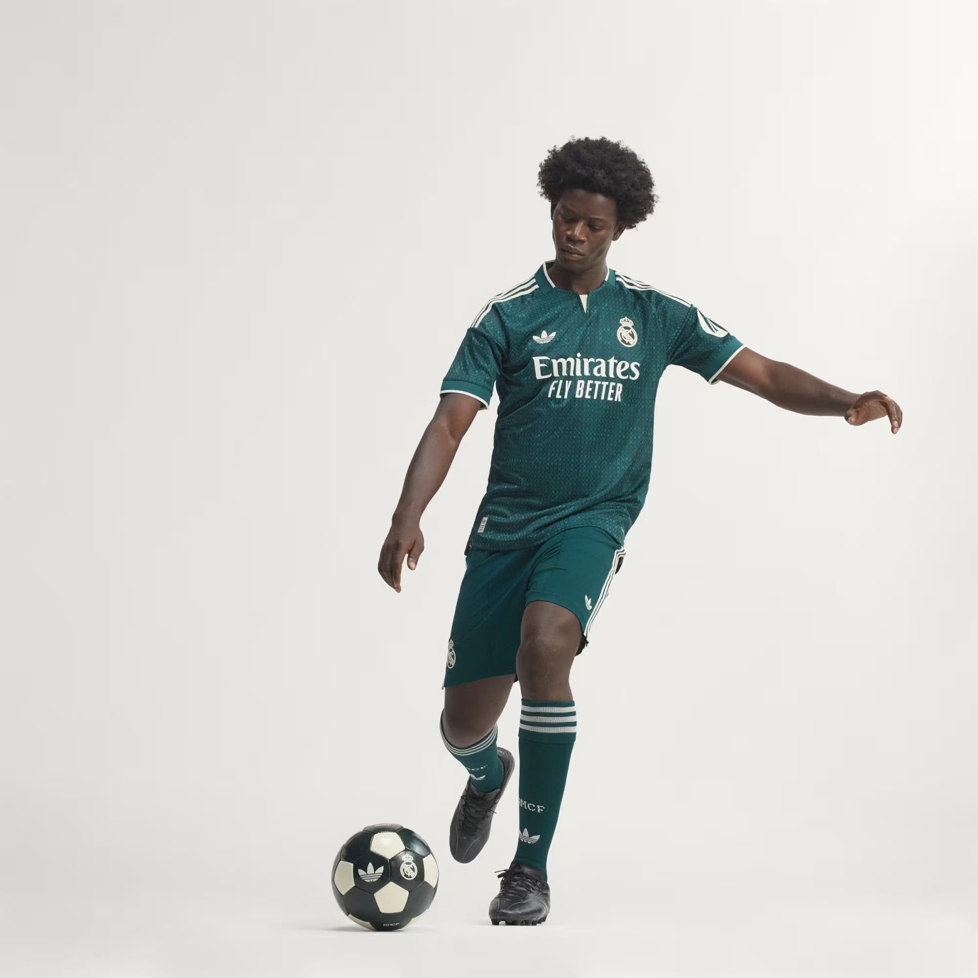  ÁO ĐẤU NAM ADIDAS SÂN KHÁCH REAL MADRID 26/27 PHIÊN BẢN AUTHENTIC - JZ7219 
