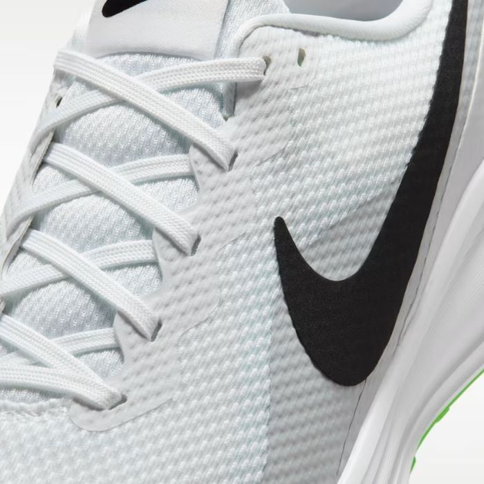  Giày chạy bộ Nike Revolution 8 Nam - HJ9198-105 