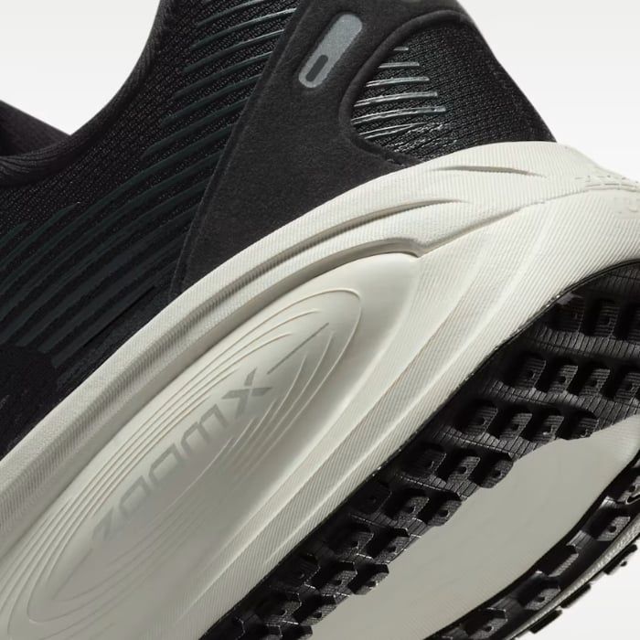  Giày chạy bộ Nike Vomero 18 Wide Nam - IF0514-002 