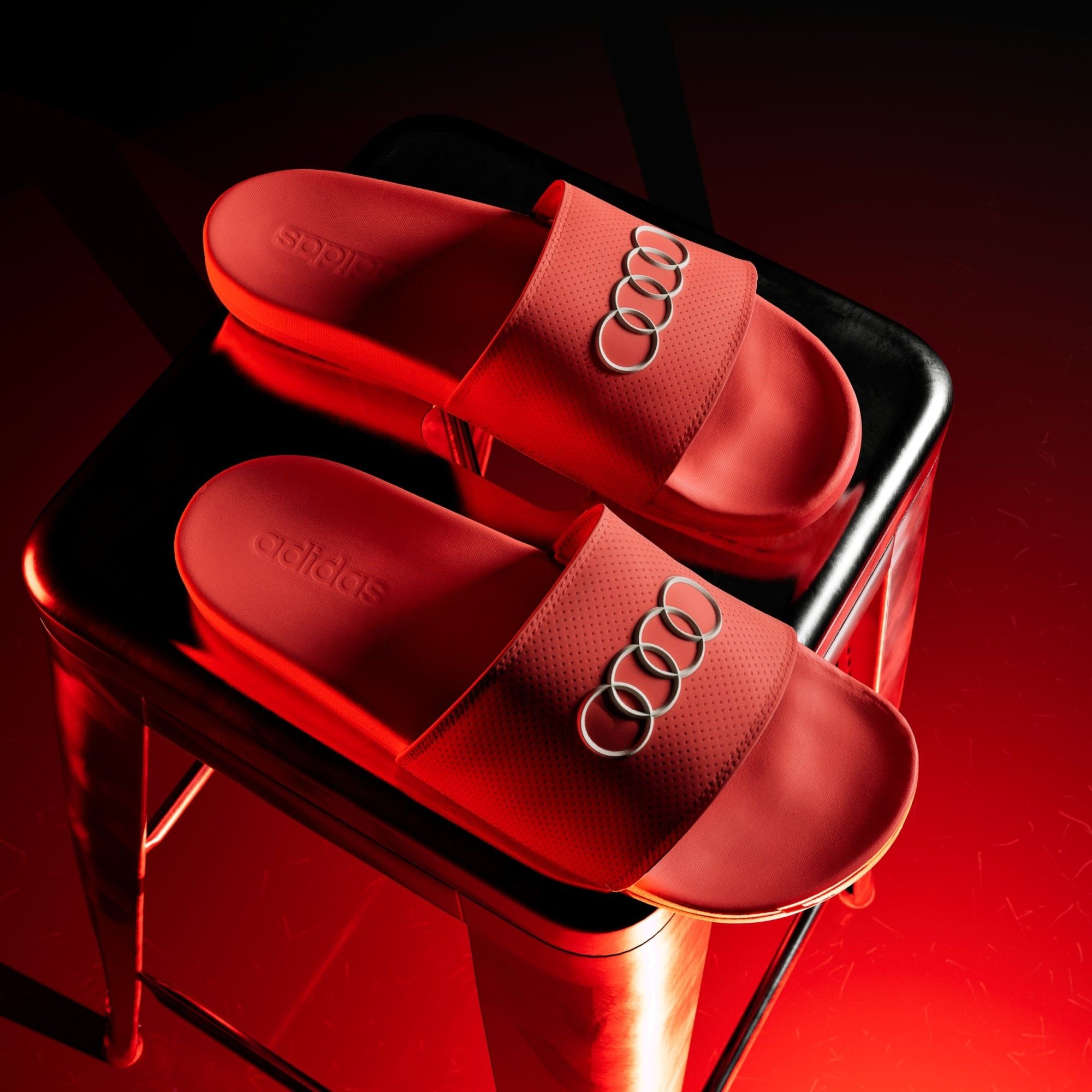  DÉP ADIDAS UNISEX ADILETTE COMFORT AUDI - KI6083 