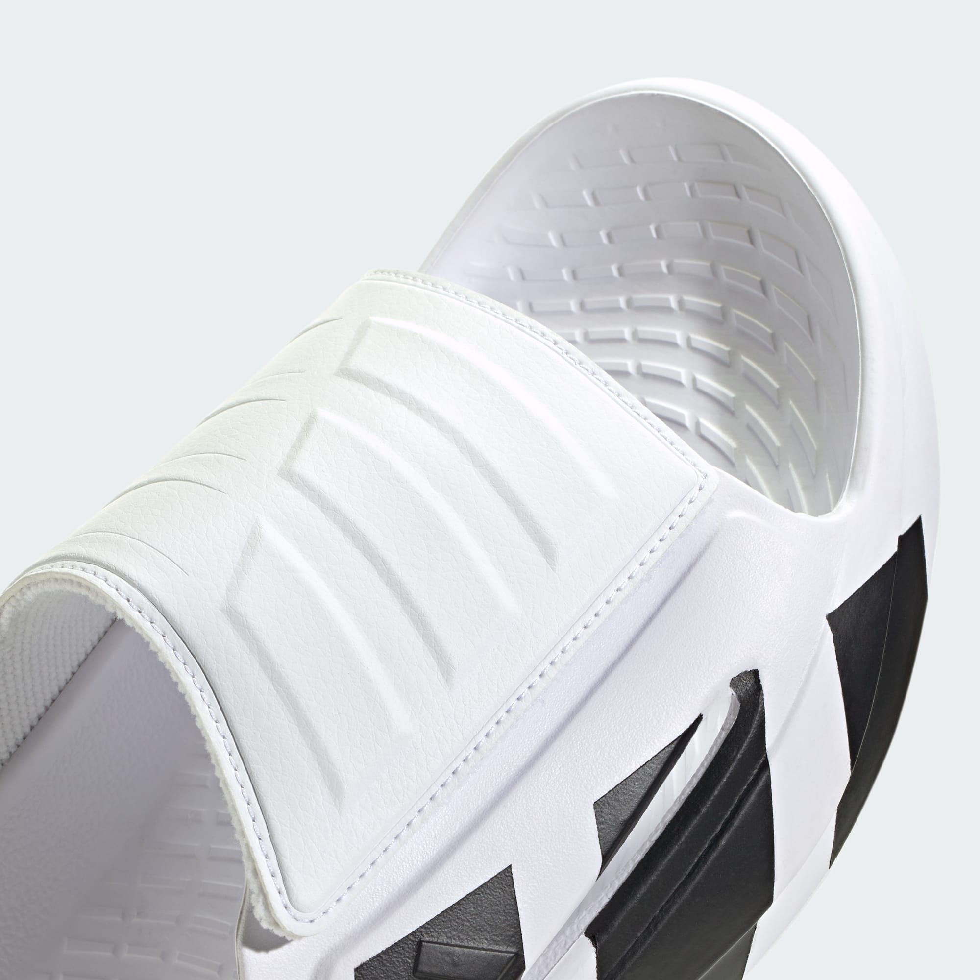  DÉP ADIDAS LIGHTBLAZE 