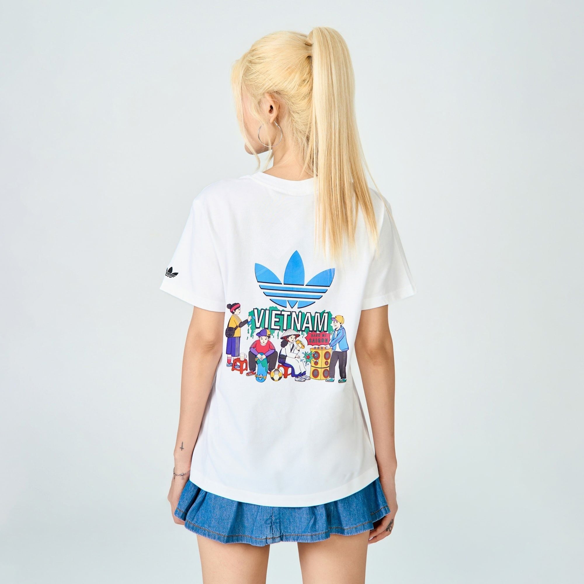  ÁO THUN NỮ GFX BANH MI SG TEE - W WHITE 