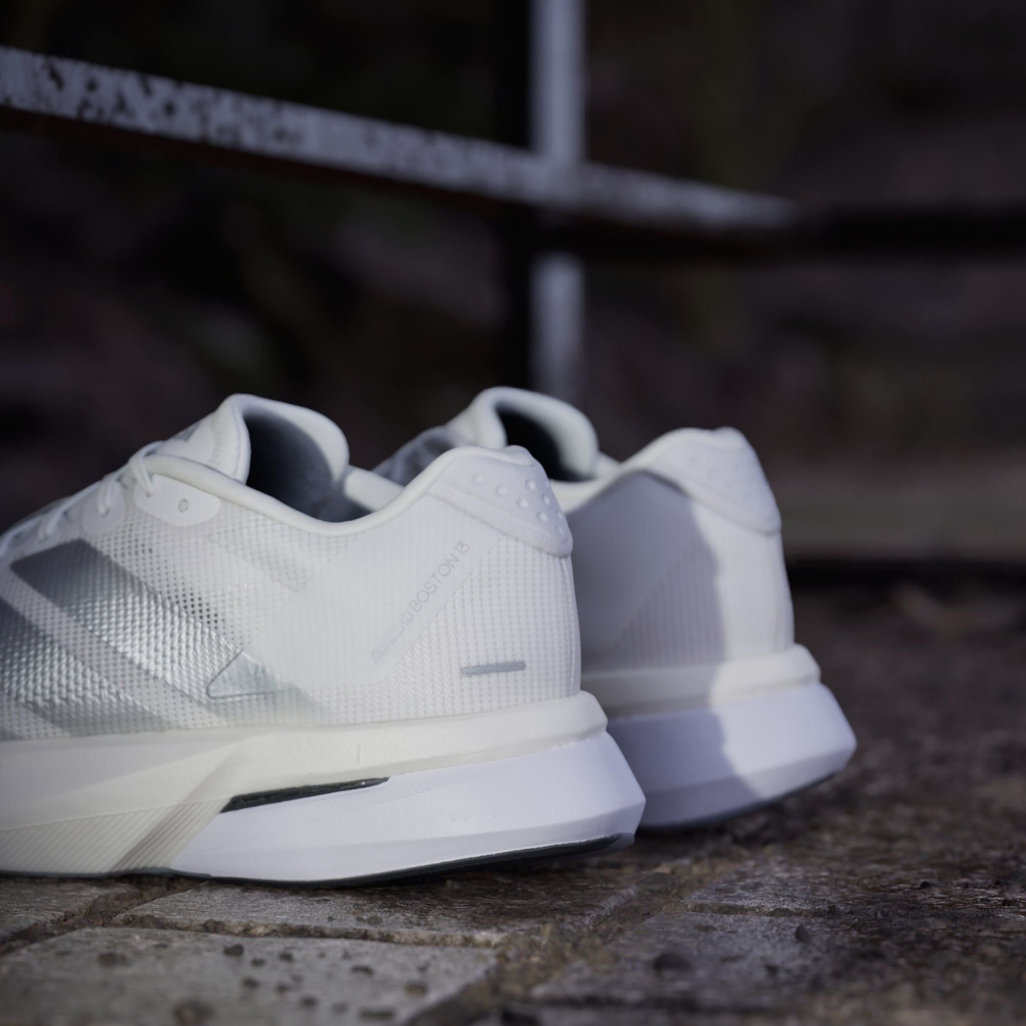  Giày chạy bộ Nữ Adizero Boston 13 